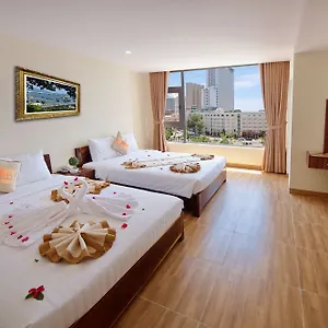 Harvey & 3* Nha Trang